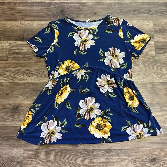 Pinkblush Tops - Pinkblush Blue Floral Maternity Shirt Size Medium